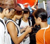 Tiếng “dế” kêu trong cặp học trò - 1 Tiếng “dế” kêu trong cặp học trò - 1