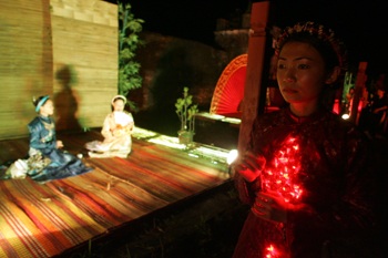 Đời mỹ nữ trong “Đêm Hoàng cung” - 9