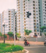 Đoạn đường Láng Hạ kéo dài thường xuyên xảy ra tai nạn  - 1