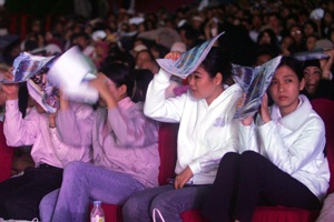 Duyên dáng Việt Nam 16: Trăng trong mưa - 11