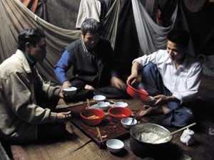 Những người sợ… Tết - 1