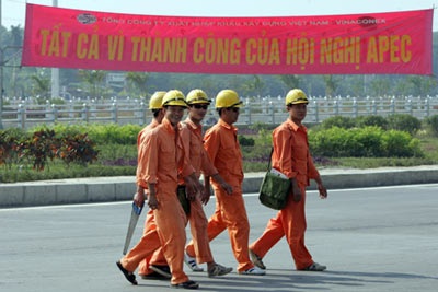Hà Nội sẵn sàng đón APEC 2006 - 9