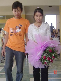 Lời tỏ tình “rúng động” ĐH Bách khoa Hà Nội - 2