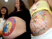 Vẽ tranh lên... bụng bà bầu - 4 Vẽ tranh lên... bụng bà bầu - 4