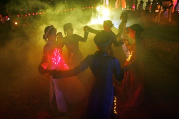 Đời mỹ nữ trong “Đêm Hoàng cung” - 5