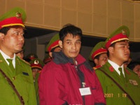 Khai mạc phiên tòa Trịnh Nguyên Thủy tại Sơn La - 1 Khai mạc phiên tòa Trịnh Nguyên Thủy tại Sơn La - 1