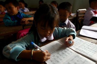Học tiếng Việt trên đất nước Triệu Voi - 8 Học tiếng Việt trên đất nước Triệu Voi - 8
