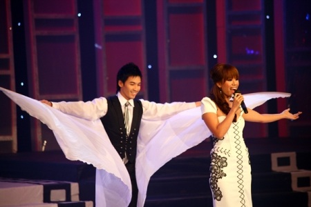 “Lâm Caro” “quậy” ở Nhịp cầu âm nhạc - 5