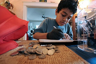 Bỏ học vì suy thoái kinh tế - 1 Bỏ học vì suy thoái kinh tế - 1