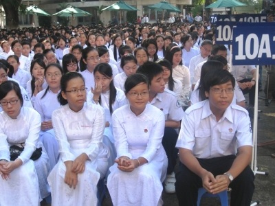 TPHCM: Tuyển 56.270 chỉ tiêu vào lớp 10 công lập - 1 TPHCM: Tuyển 56.270 chỉ tiêu vào lớp 10 công lập - 1