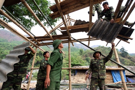 Vội vã Mường Lay - 5