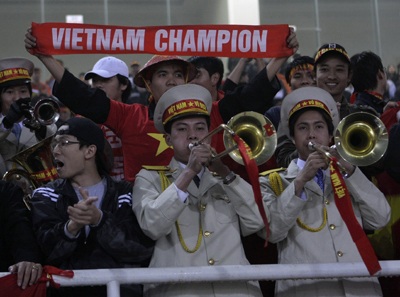 Phút ăn mừng chiến thắng của “tân vương” Việt Nam - 18 Phút ăn mừng chiến thắng của “tân vương” Việt Nam - 18