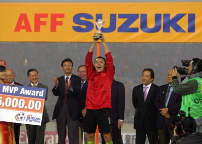 Phút ăn mừng chiến thắng của “tân vương” Việt Nam - 13