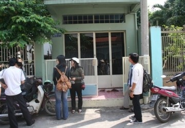 Hàng ngàn sinh viên bị lừa tiền vé xe Tết - 1 Hàng ngàn sinh viên bị lừa tiền vé xe Tết - 1