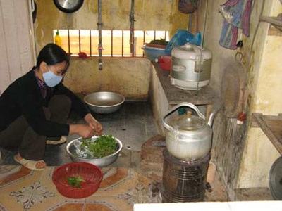 “Kênh chết”… bốc cháy vì ô nhiễm - 2