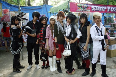 Hớn hở với “món” Cosplay - 8