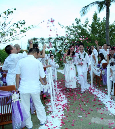 Chùm ảnh: Hồng Ánh - ngày ngọt ngào cùng chồng - 2 Chùm ảnh: Hồng Ánh - ngày ngọt ngào cùng chồng - 2