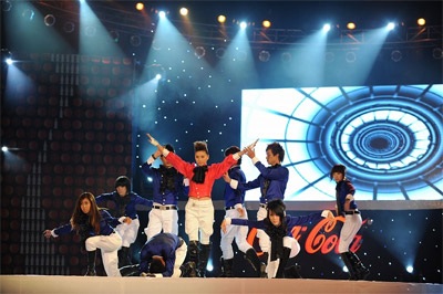 Hồ Ngọc Hà sở hữu Album Vàng 2008 - 13