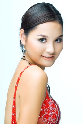 Vì sao người đẹp Việt “bại” trên đấu trường sắc đẹp quốc tế? - 4