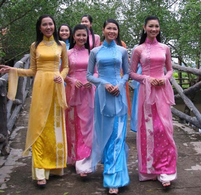 Phương “cò” trở thành Hoa hậu Tây Đô - 6 Phương “cò” trở thành Hoa hậu Tây Đô - 6