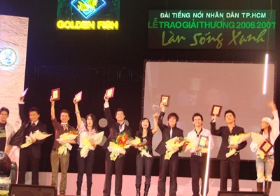 Lễ trao giải Làn sóng xanh 2007: Xuống phong độ! - 2