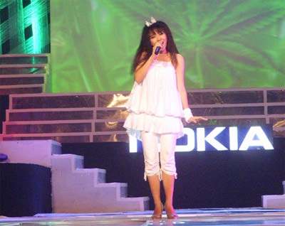 “Ông tôi” gần đuổi kịp… “Bà tôi”! - 1 “Ông tôi” gần đuổi kịp… “Bà tôi”! - 1