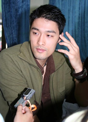 “Xin đừng chạm vào đời sống riêng tư” - 2 “Xin đừng chạm vào đời sống riêng tư” - 2