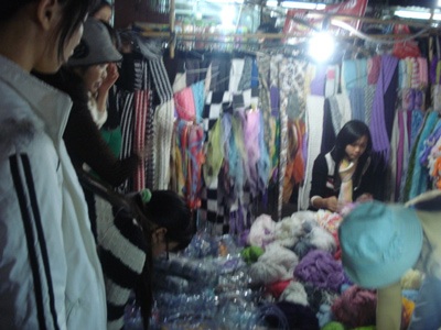 Sinh viên vào mùa “đan len” - 1