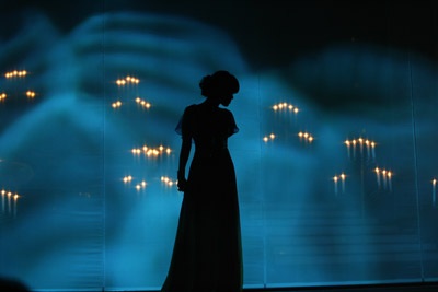 Hai “Hà” đẹp trên sân khấu “Những mùa đông yêu dấu” - 13 Hai “Hà” đẹp trên sân khấu “Những mùa đông yêu dấu” - 13