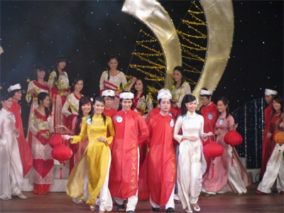 Trần Thị Quỳnh Hương đăng quang Hoa khôi ĐH Đà Nẵng - 8