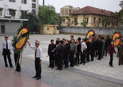 Trường Sơn khuất núi - 2