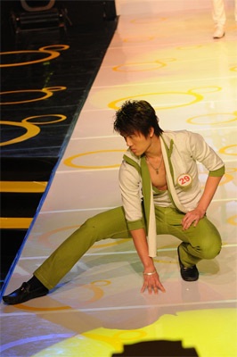 Xem các nam người mẫu “làm dáng”   - 7