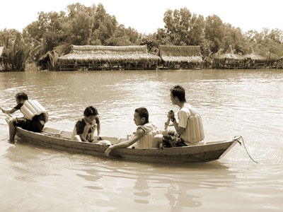 Teen giỡn với trò hiểm nguy - 1 Teen giỡn với trò hiểm nguy - 1