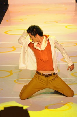 Xem các nam người mẫu “làm dáng”   - 8