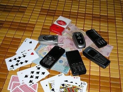 Cà phê “vây” sinh viên   - 1