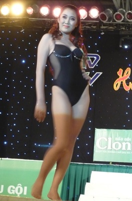 Hoa hậu Nguyễn Minh Ngọc Trâm: “Tôi rất thích làm từ thiện” - 1