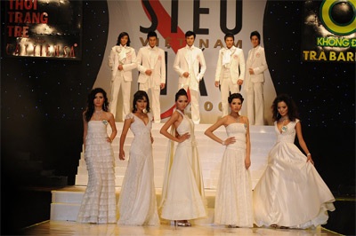 Võ Hoàng Yến và Phạm Xuân Thu đoạt giải Vàng Siêu mẫu 2008 - 7 Võ Hoàng Yến và Phạm Xuân Thu đoạt giải Vàng Siêu mẫu 2008 - 7