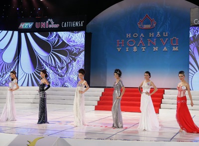 Vương miện thuộc về ca sĩ Thùy Lâm - 2 Vương miện thuộc về ca sĩ Thùy Lâm - 2