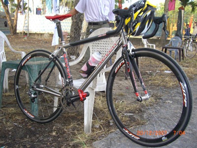 Sài Gòn “xế điếc”!  - 1