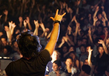 Quay cuồng cùng Med-rock và Piero Pelu - 3