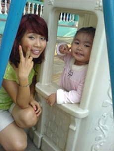 Hoa hậu Thu Thủy và các nghệ sĩ làm gì trong ngày 1/6? - 1