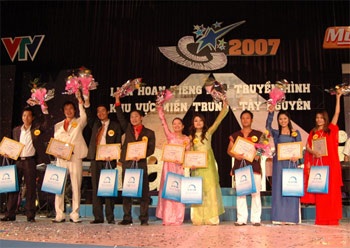 Vẫn chưa thấy gương mặt nào cá tính! - 3