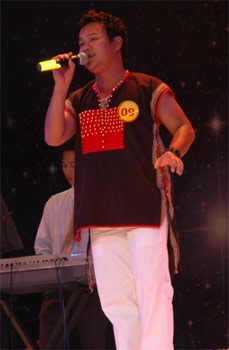 Vẫn chưa thấy gương mặt nào cá tính! - 2