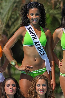 Ngắm mỹ nhân khoe “dáng ngà” với bikini - 3