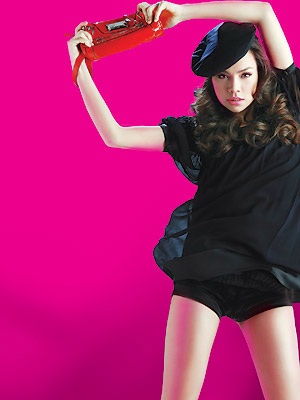 Hồ Ngọc Hà: “Tôi đang bị họ uy hiếp tinh thần” - 1 Hồ Ngọc Hà: “Tôi đang bị họ uy hiếp tinh thần” - 1