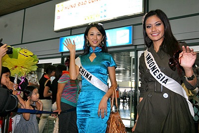 Chùm ảnh: 80 hoa hậu các nước “đổ bộ” lên đất Hà thành - 10