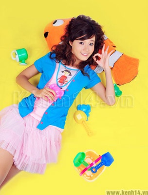 “Không phải cứ con gái xinh là… học dốt” - 1