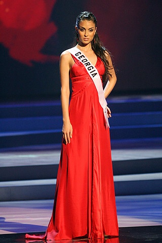 Chùm ảnh: Đêm trình diễn ấn tượng tại Crown Convention  - 15