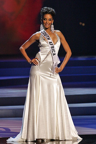 Chùm ảnh: Đêm trình diễn ấn tượng tại Crown Convention  - 22