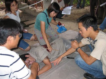 Đi xem quay cảnh “Tên sát nhân có tài mở khoá” - 4